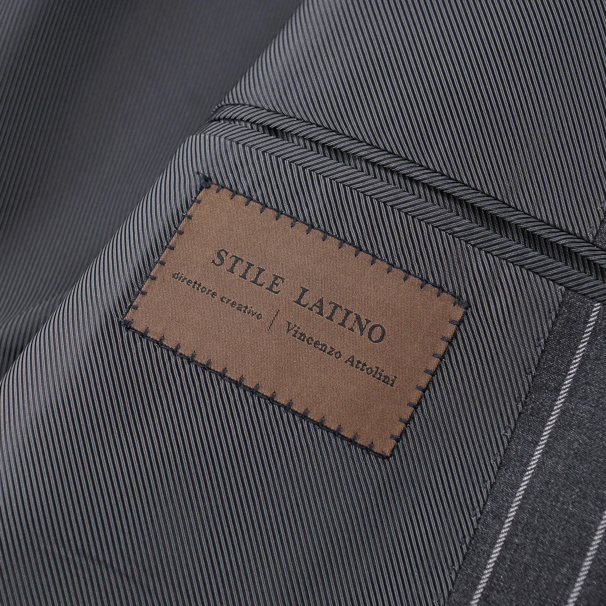 Stile Latino Tailored-Fit 'Vincenzo' Suit